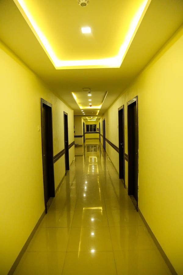 بانفيل Hotel Saheb المظهر الخارجي الصورة